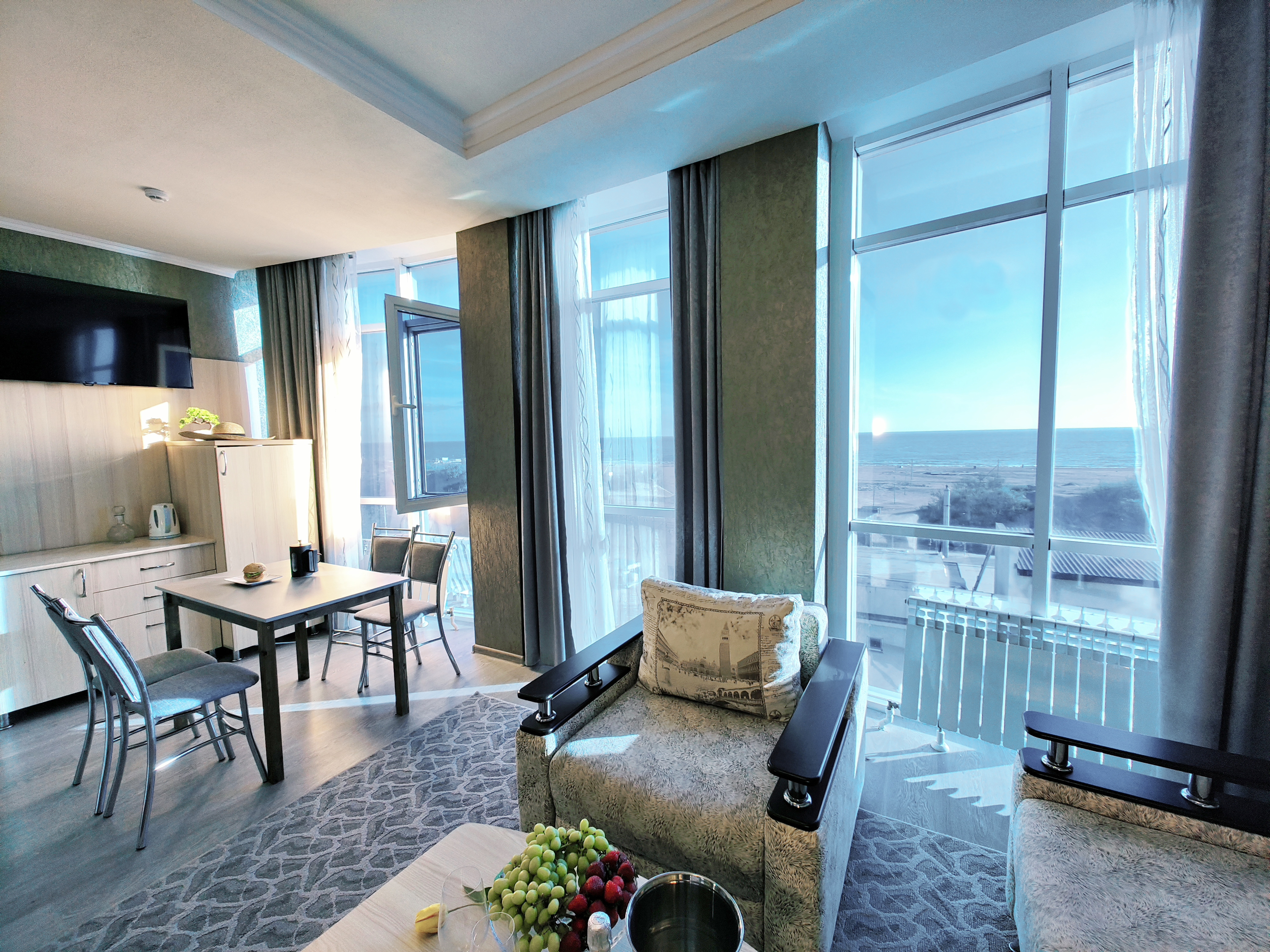 8-ми местные апартаменты вид на море